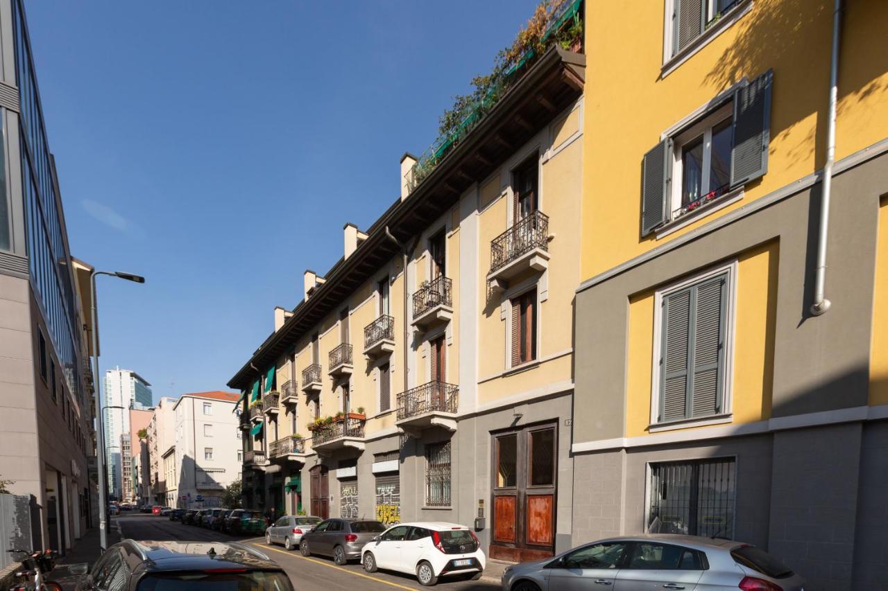 Easytopstay - Porta Nuova Bright Studio, Milan