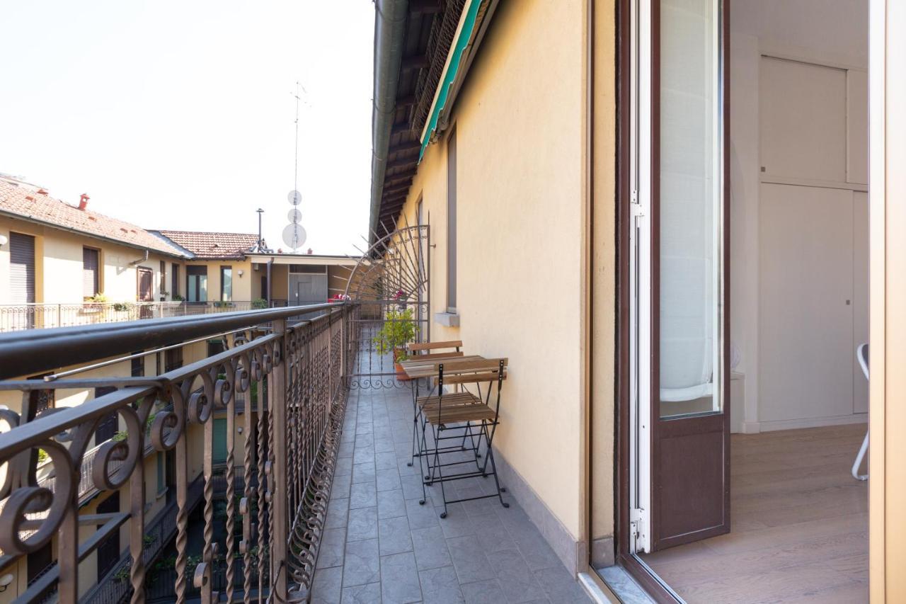 Easytopstay - Porta Nuova Bright Studio — Foto 1